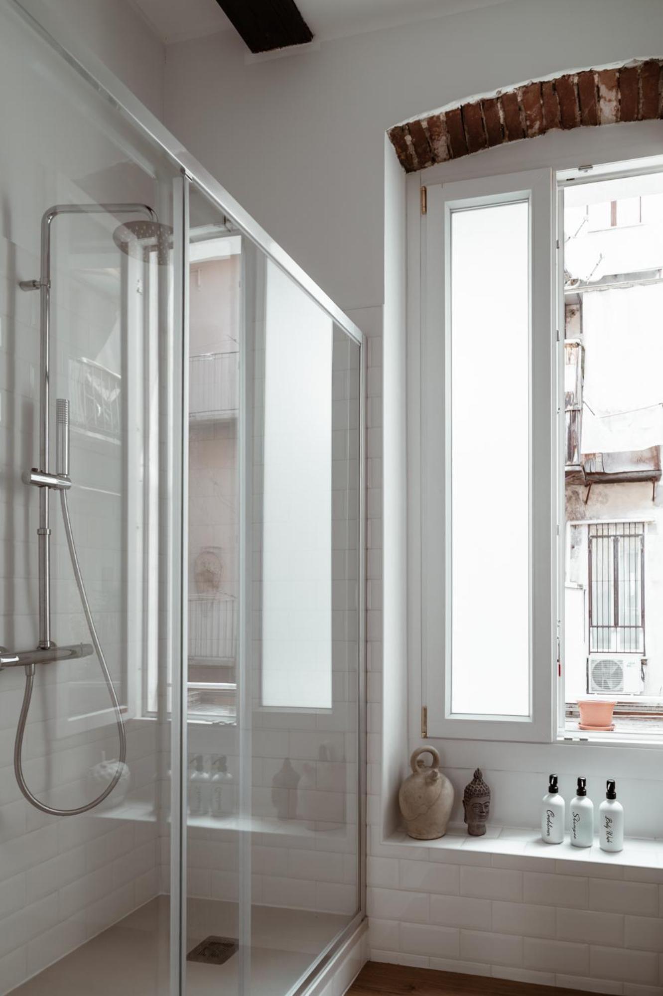 Mercanti Modern Flat - Balcony - Torino Centro エクステリア 写真