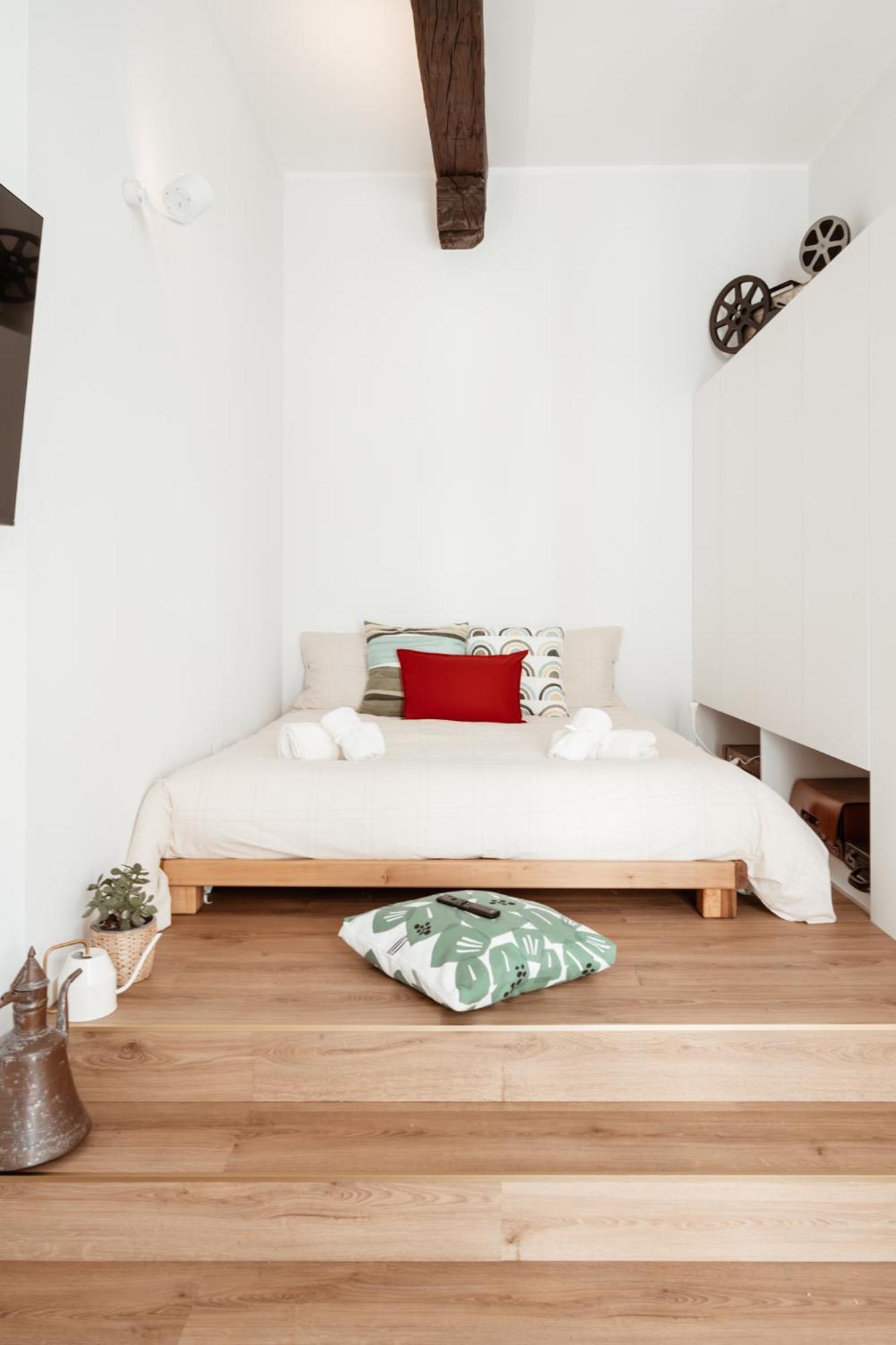 Mercanti Modern Flat - Balcony - Torino Centro エクステリア 写真
