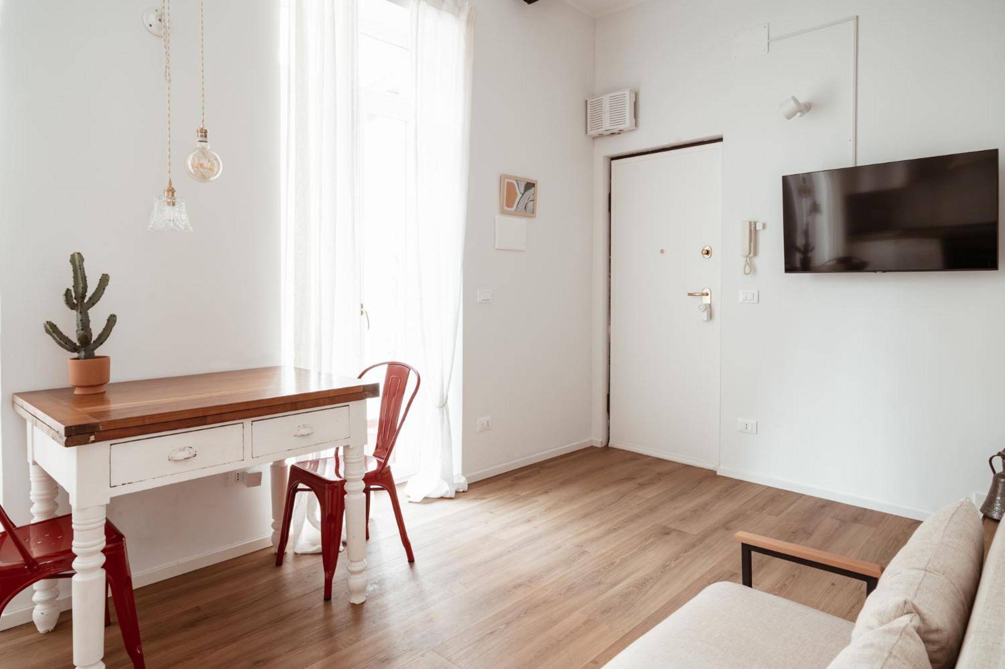 Mercanti Modern Flat - Balcony - Torino Centro エクステリア 写真