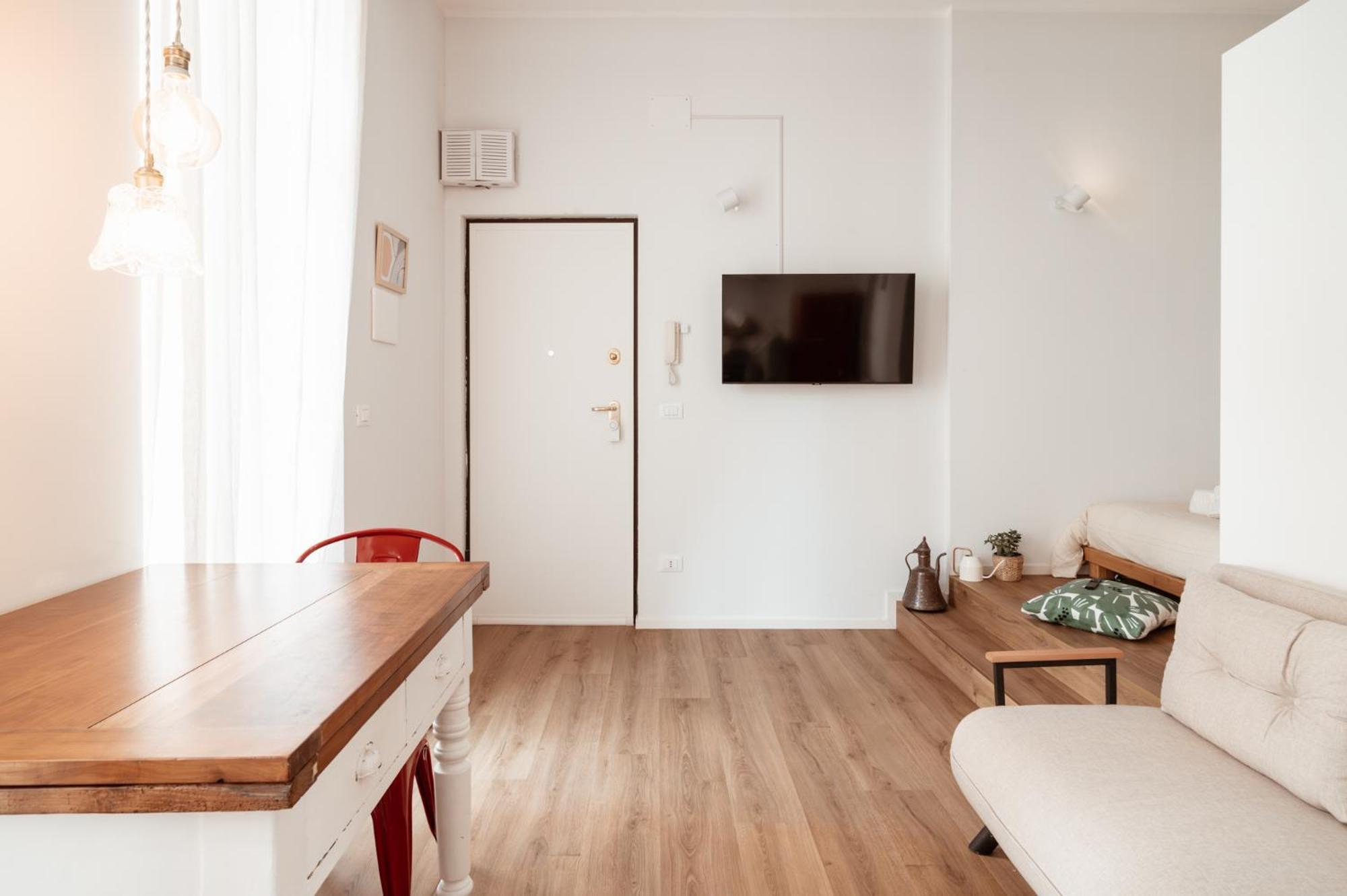 Mercanti Modern Flat - Balcony - Torino Centro エクステリア 写真