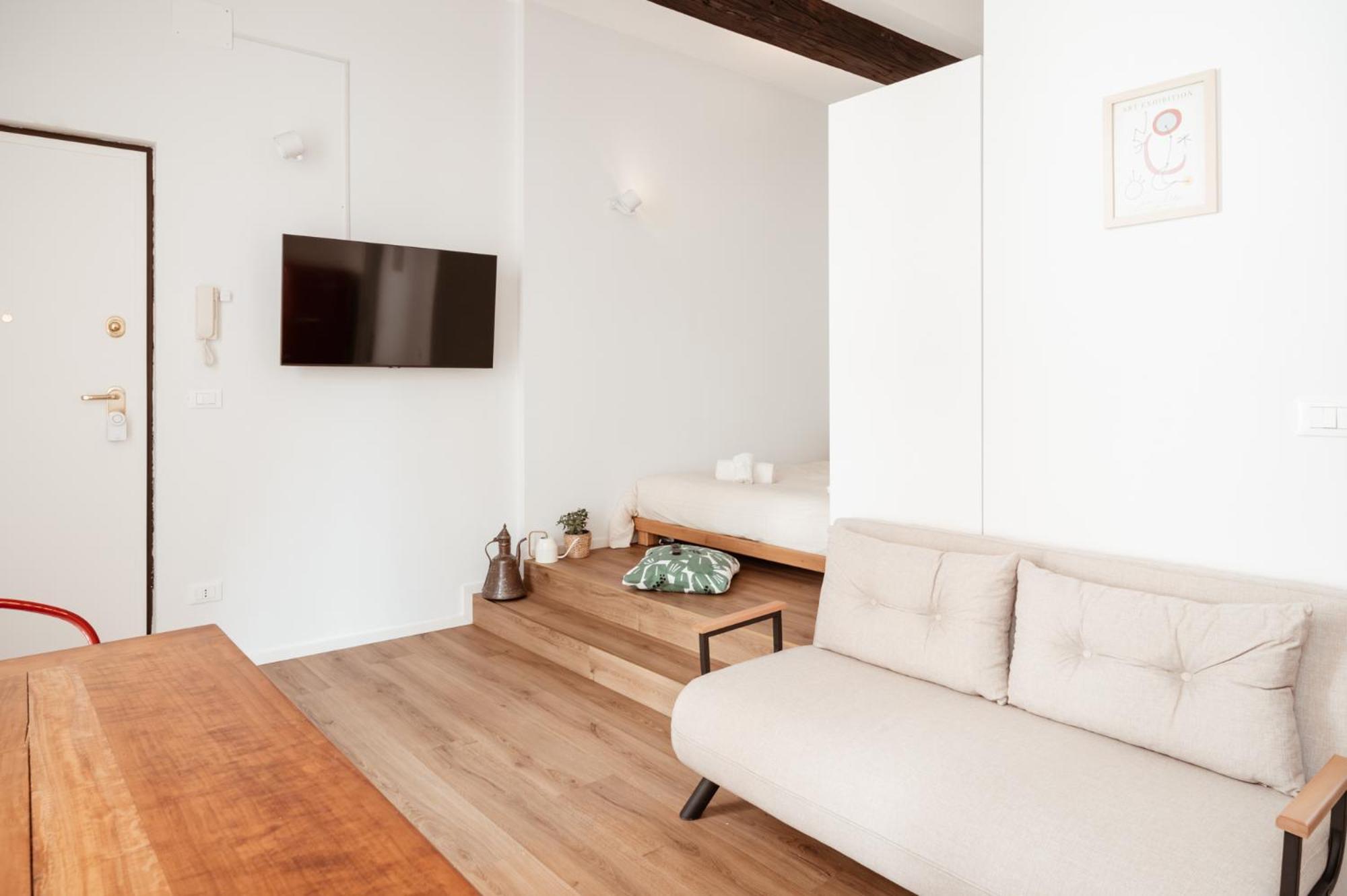 Mercanti Modern Flat - Balcony - Torino Centro エクステリア 写真